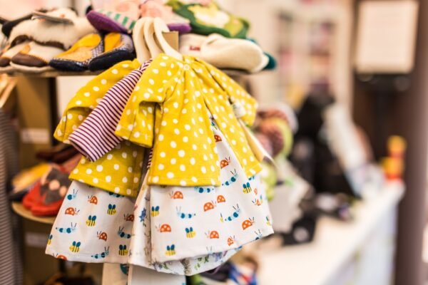 Choosing The Right Baby Clothes: A Parent’s Guide